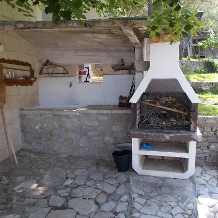 Vila Velimel * Supetarska Draga