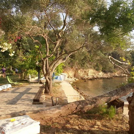 Vila Velimel * Supetarska Draga